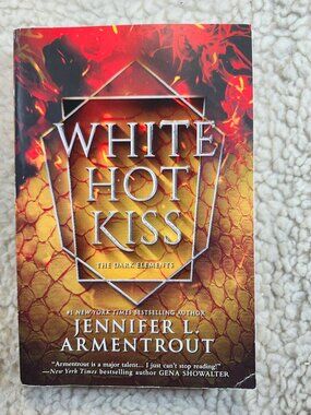 Jennifer L. Armentrout White Hot Kiss Paperback The Dark Elements YA Paranormal